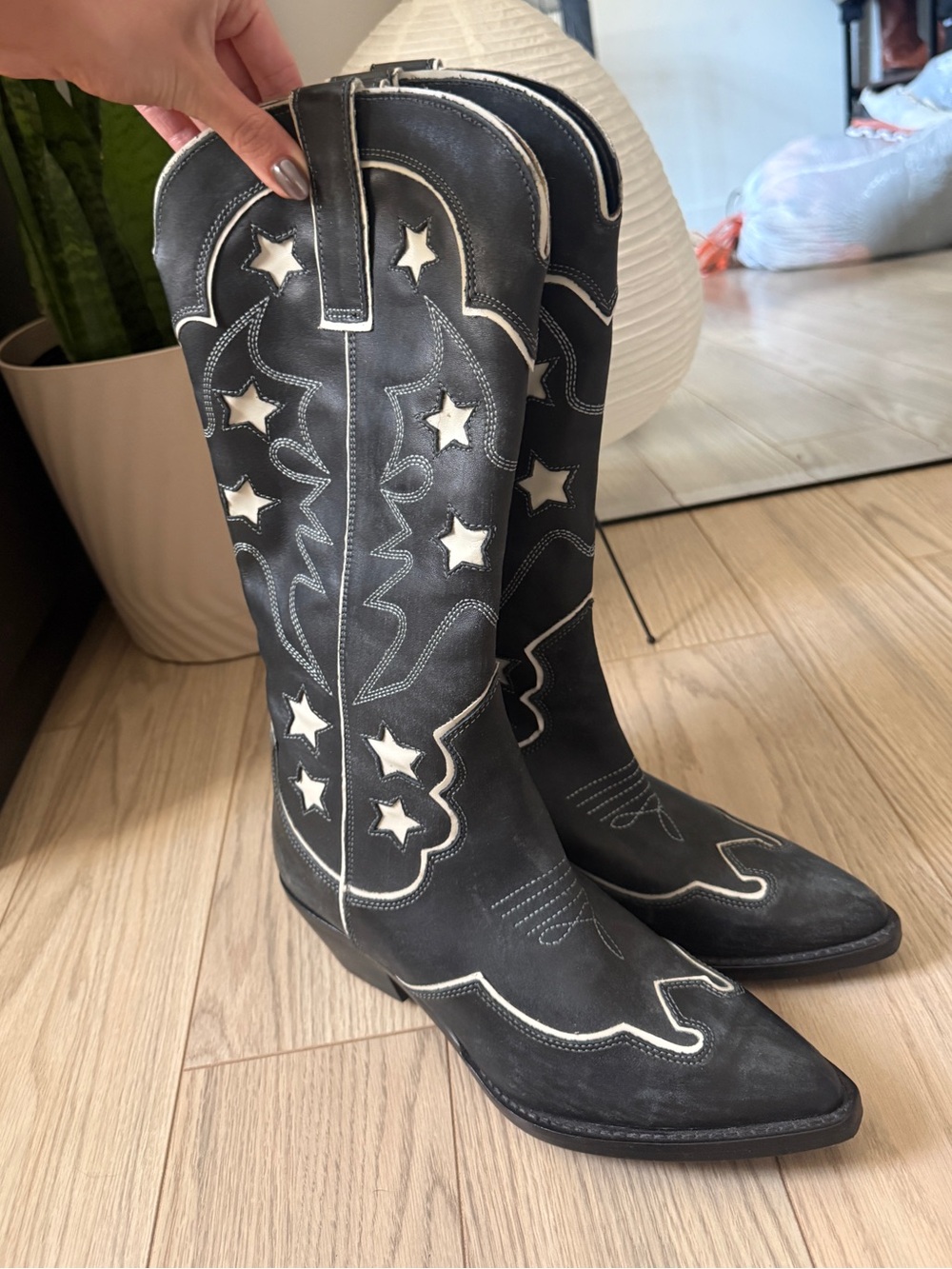Zara Black Western Star Embroidered Boots